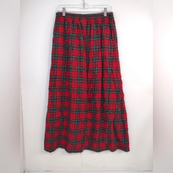 West bound set of 2. Vest and skirt green and red.  Size (S) - Picture 8 of 16